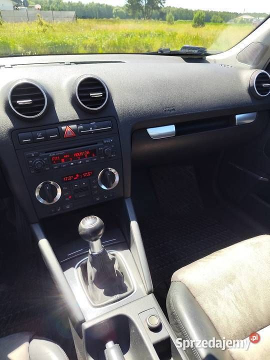 Granatowy Używany 2004 Audi A3 | 6000 zł (Uczciwa cena) - Obraz 1/4
