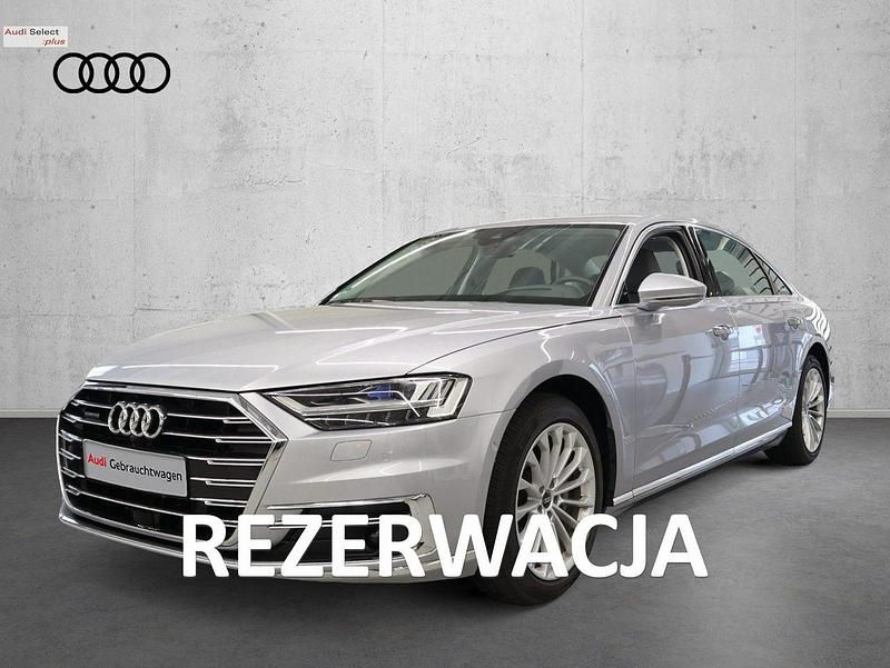 Używany Audi A8 286 KM (210 kW) 2021 Srebrny (metalik) Sedan/Limuzyna