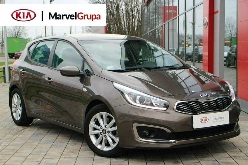Brązowy (metalik) Używany 2017 Kia Ceed Hatchback | 65 900 zł - Obraz 1/2