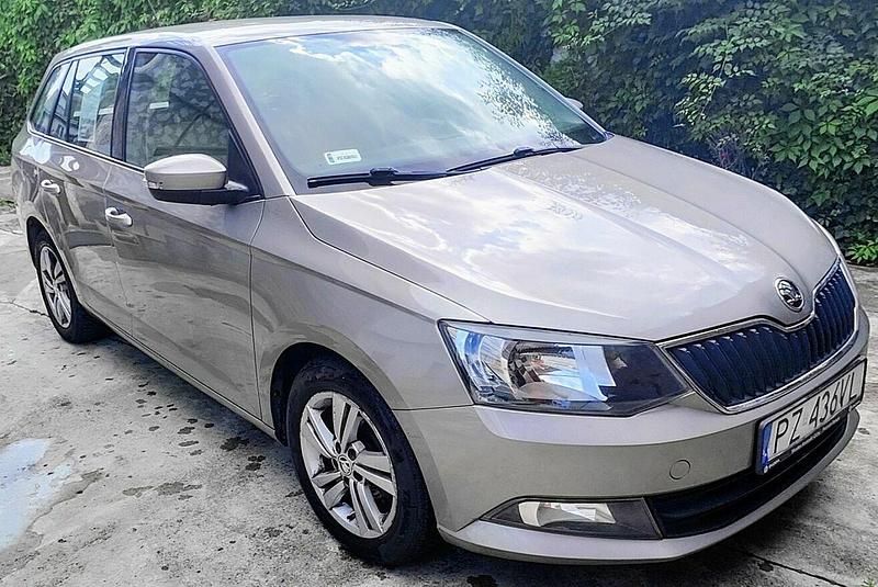 Używany Skoda Fabia 75 KM (55 kW) 2017 Srebrny Hatchback
