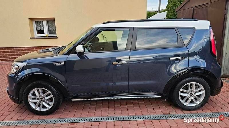 Szary Używany 2015 Kia Soul SUV | 41 500 zł (Dość drogi) - Obraz 1/4