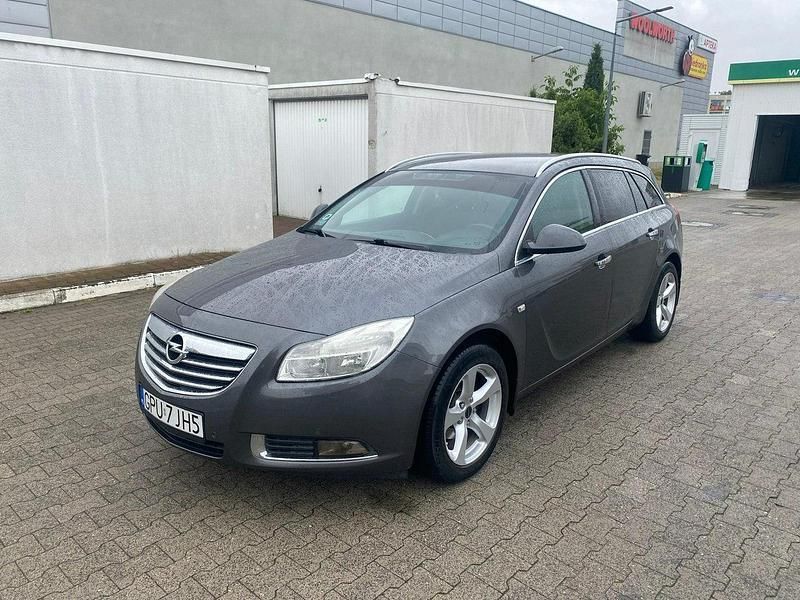 Szary Używany 2009 Opel Insignia Kombi | 14 999 zł (Dość drogi) - Obraz 1/4