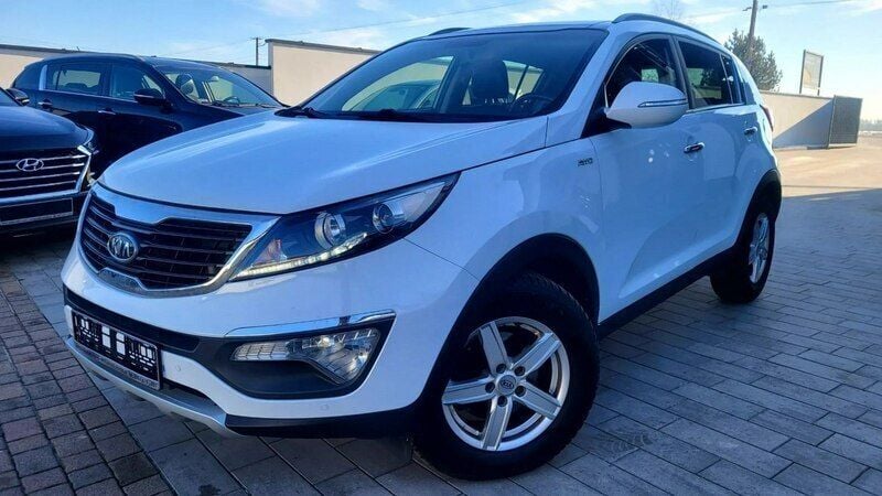 Biały (metalik) Używany 2012 Kia Sportage 2 SUV | 45 800 zł (Uczciwa cena) - Obraz 1/4