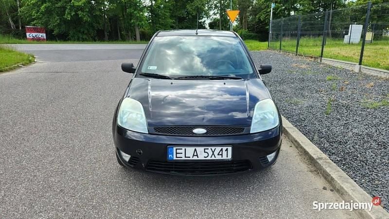 Czarny Używany 2002 Ford Fiesta Hatchback | 3400 zł (Dość drogi) - Obraz 1/4