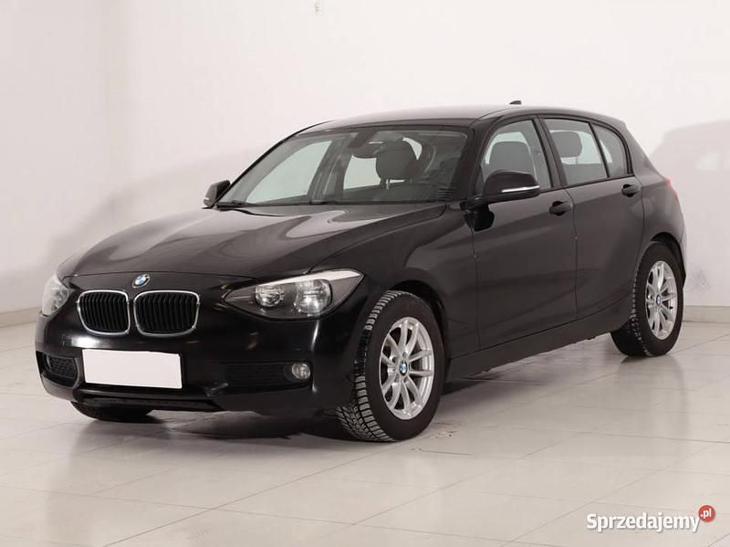 Używany BMW 116 2011 Czarny Hatchback