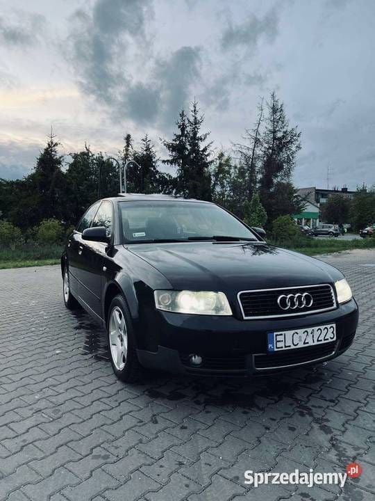Czarny Używany 2002 Audi A4 Sedan/Limuzyna | 7000 zł (Uczciwa cena) - Obraz 1/4
