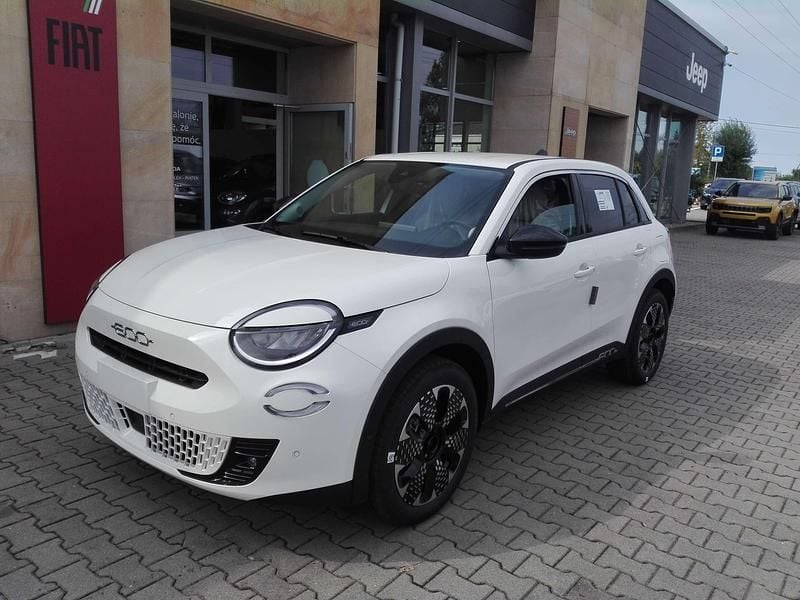 Lakier pastelowy biały gelato Nowe 2025 Fiat 600 La Prima Hatchback | 106 140 zł - Obraz 1/4