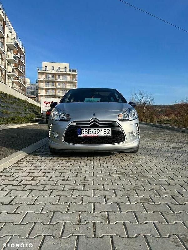 Szary Używany 2014 Citroën DS3 Sedan/Limuzyna | 22 900 zł - Obraz 1/4