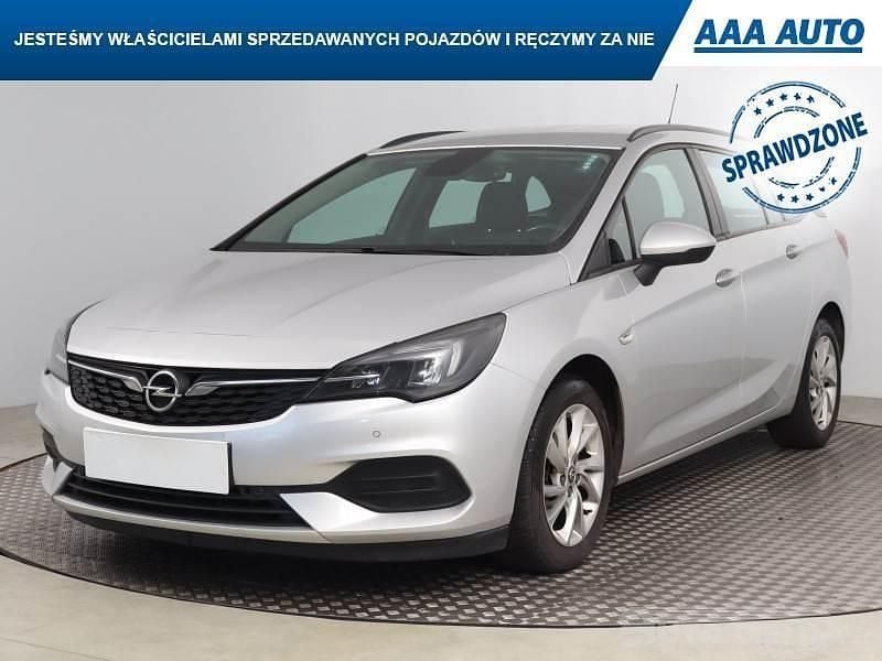 Używany Opel Astra 2019 Srebrny