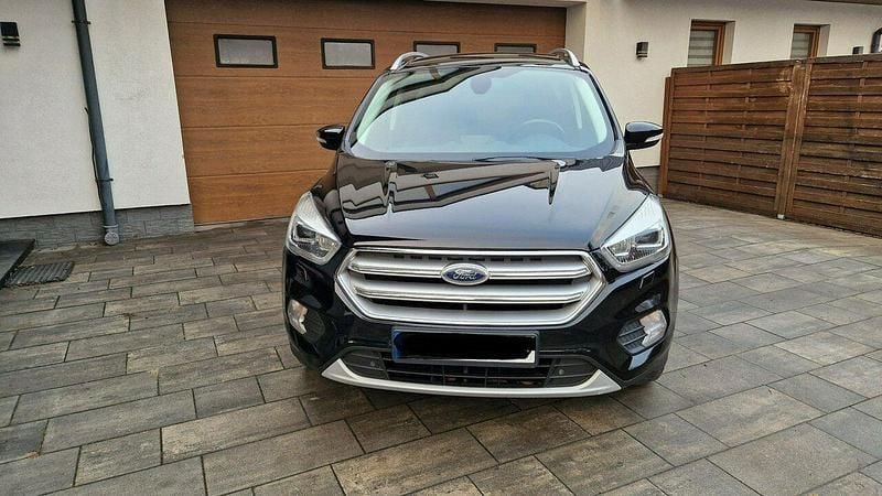 Używany Ford Kuga Titanium 2018 Czarny SUV