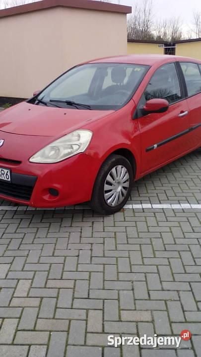Czerwony Używany 2009 Renault Clio II | 6100 zł (Dobra cena) - Obraz 1/4