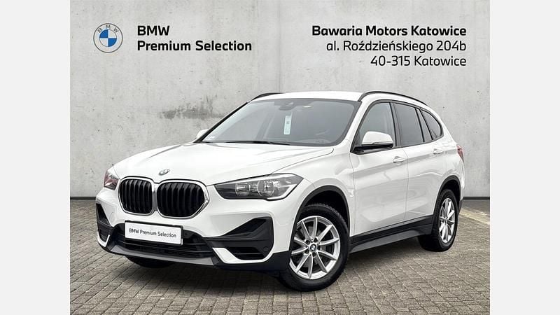 Alpine white 3 Używany 2020 BMW X1 Advantage SUV | 87 900 zł (Uczciwa cena) - Obraz 1/3