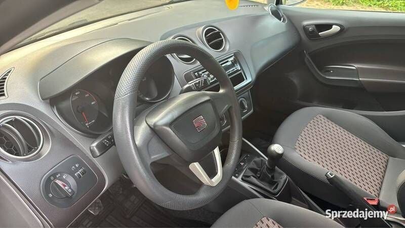 Używany Seat Ibiza 2010 Czarny Hatchback