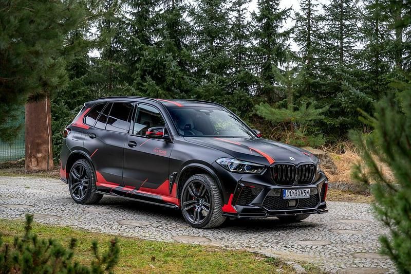 Czarny (metalik) Używany 2023 BMW X5 M Competition Edition SUV | 519 777 zł - Obraz 1/4