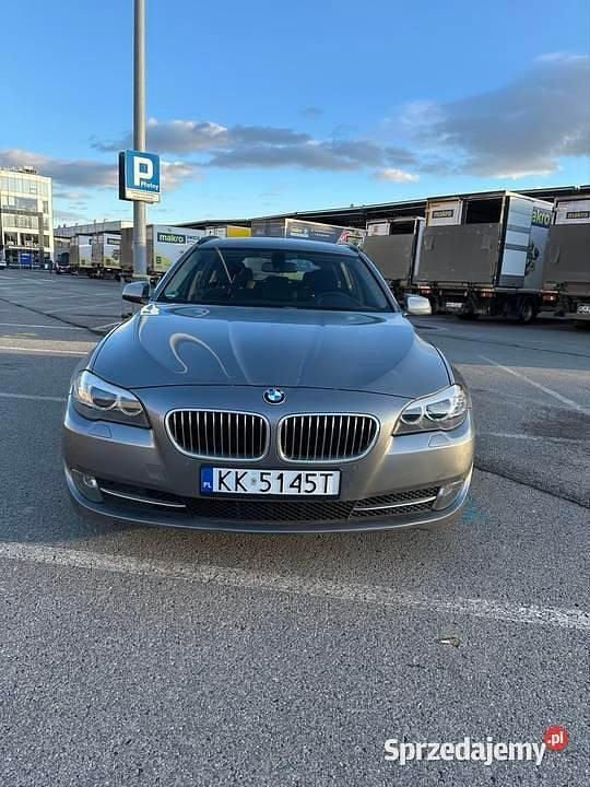 Używany BMW 520 184 KM (135 kW) 2012 Szary Kombi