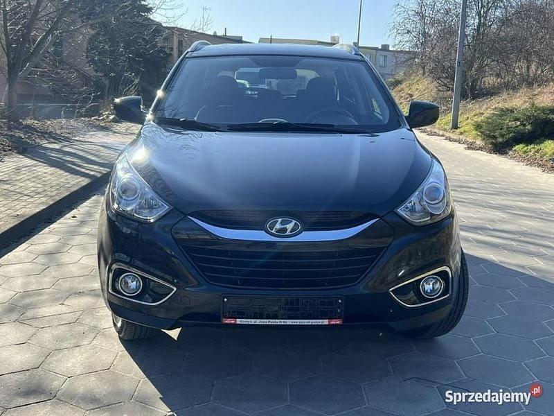 Czarny Używany 2012 Hyundai ix35 Classic SUV | 39 999 zł (Uczciwa cena) - Obraz 1/4