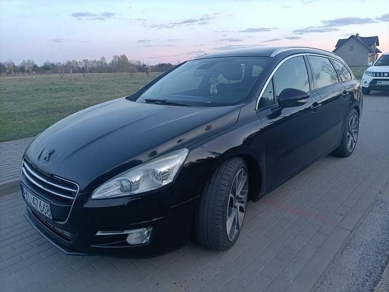 Czarny Używany 2011 Peugeot 508 SW Kombi | 16 000 zł - Obraz 1/4