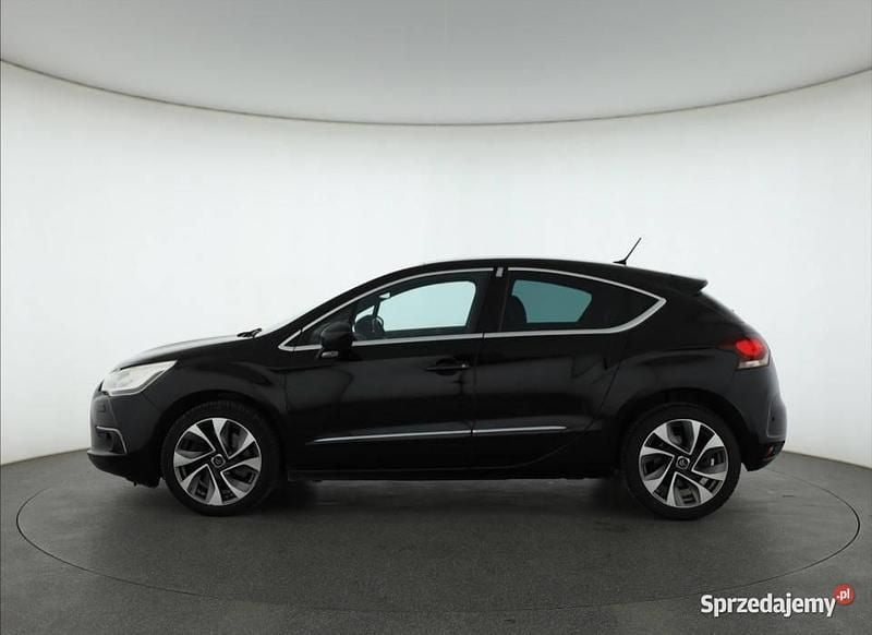 Używany Citroën DS4 120 KM (88 kW) 2011 Czarny Hatchback