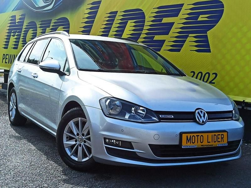 Srebrny Używany 2015 VW Golf VII Kombi | 39 500 zł (Uczciwa cena) - Obraz 1/4