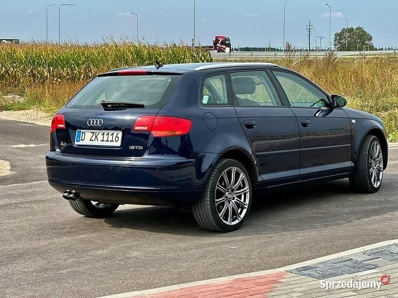 Używany Audi A3 2007 Granatowy Sedan/Limuzyna