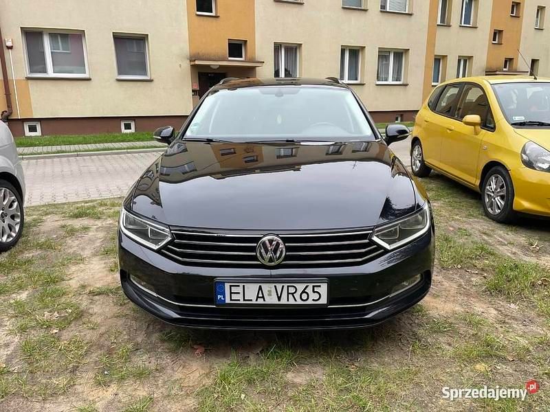 Używany 2015 VW Passat | 50 590 zł (Uczciwa cena) - Obraz 1/4