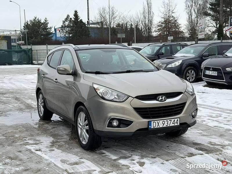 Używany Hyundai ix35 163 KM (119 kW) 2011 Złoty SUV