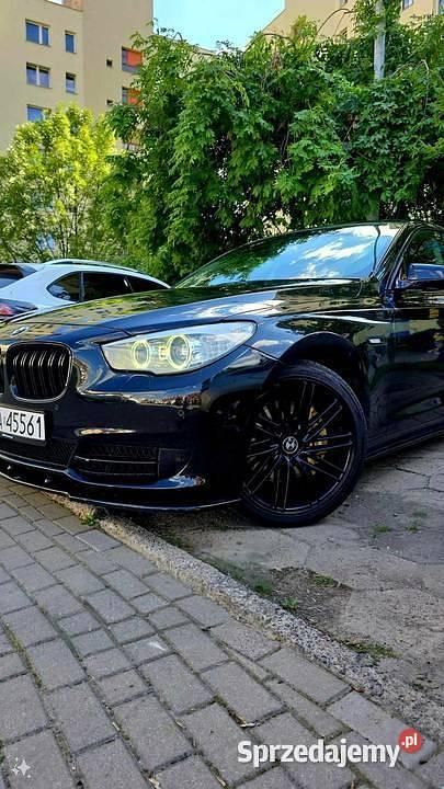 Używany BMW 530 2010 Czarny Sedan/Limuzyna