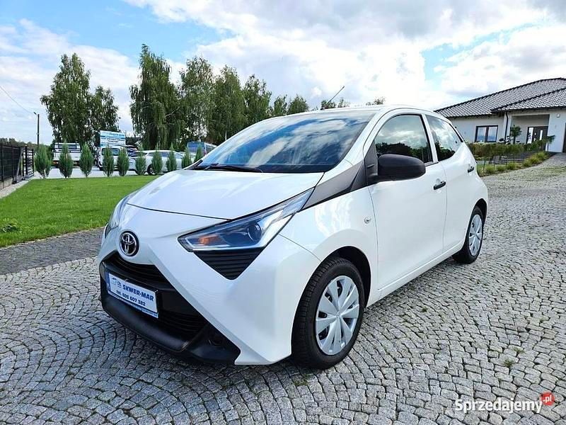 Używany Toyota Aygo 2020 Biały Hatchback