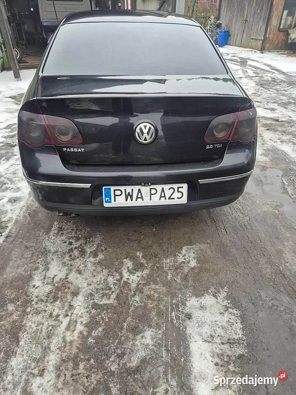 Używany VW Passat 2005 Czarny Sedan/Limuzyna