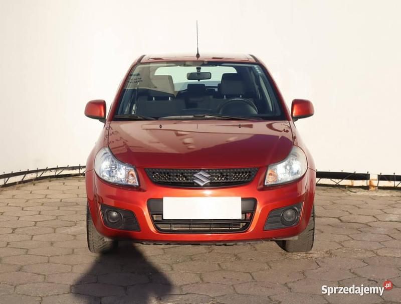 Pomarańczowy Używany 2011 Suzuki SX4 Hatchback | 21 999 zł (Dobra cena) - Obraz 1/4