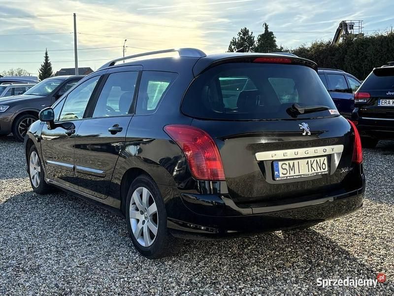 Używany Peugeot 308 2008 Czarny Kombi