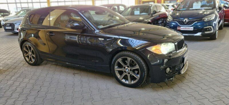 Czarny Używany 2009 BMW 118 Coupé Coupe | 25 900 zł - Obraz 1/3