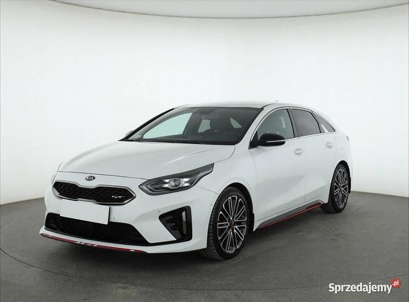 Używany Kia ProCeed GT 204 KM (150 kW) 2019 Biały Kombi