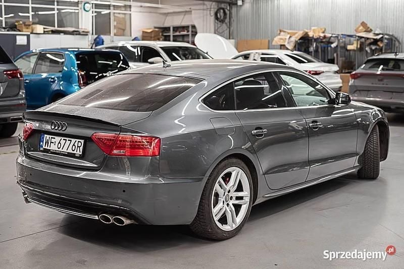 Używany 2012 Audi A5 S-Line | 32 000 zł - Obraz 1/4