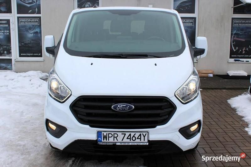 Używany Ford Transit Custom 131 KM (96 kW) 2022 Biały Sedan/Limuzyna