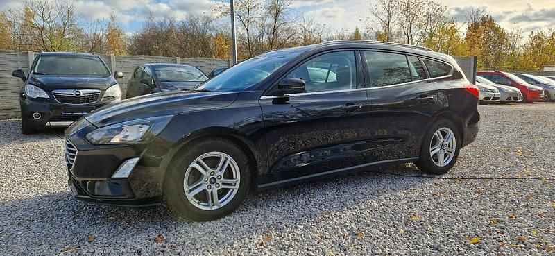 Używany Ford Focus 120 KM (88 kW) 2019 Czarny (metalik) Kombi
