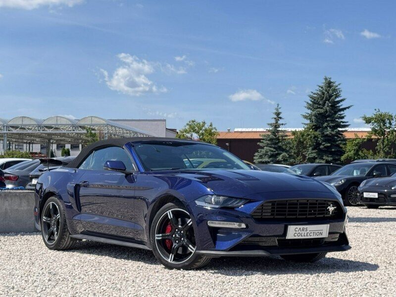 Niebieski ciemny (metalik) Używany 2019 Ford Mustang Kabriolet | 159 900 zł (Dobra cena) - Obraz 1/4