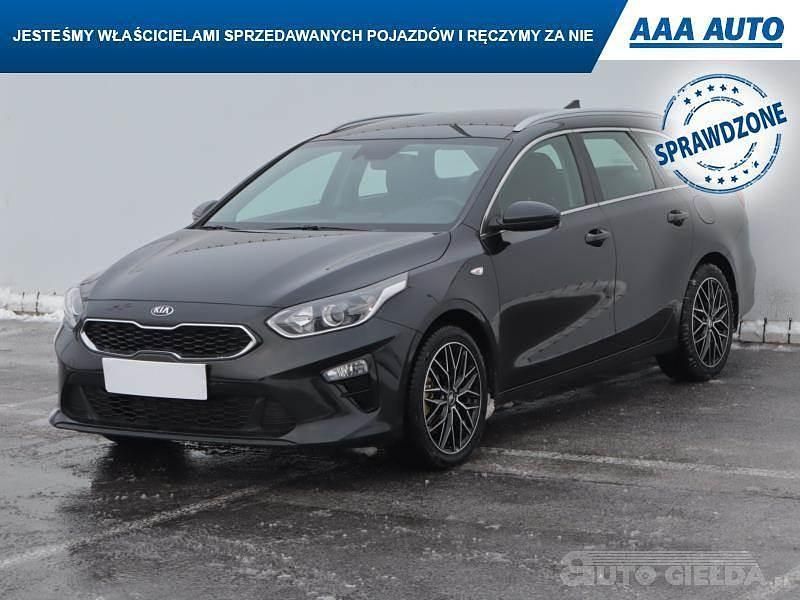 Używany Kia Ceed 2020 Czarny Hatchback