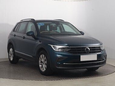 Niebieski Używany 2021 VW Tiguan SUV | 109 999 zł (Uczciwa cena) - Obraz 1/4