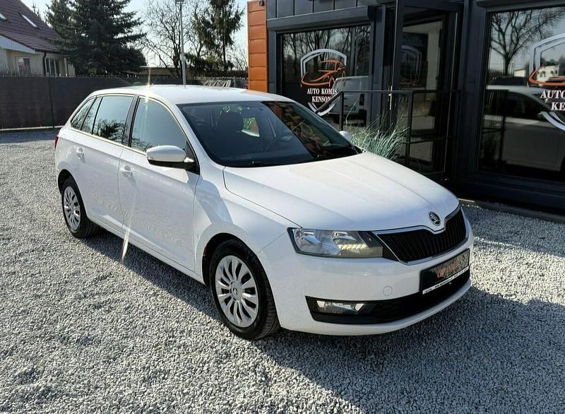 Używany Skoda Rapid 90 KM (66 kW) 2018 Biały Hatchback