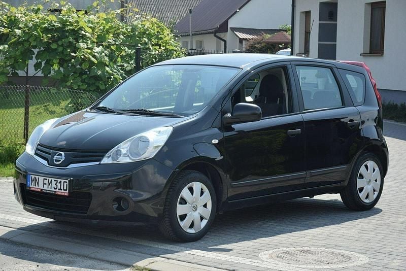 Czarny Używany 2010 Nissan Note Minivan | 13 900 zł (Dobra cena) - Obraz 1/4