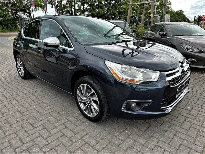 Używany Citroën DS4 112 KM (82 kW) 2012 Niebieski Hatchback