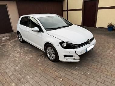 Używany VW Golf VII 105 KM (77 kW) 2013 Biały Hatchback