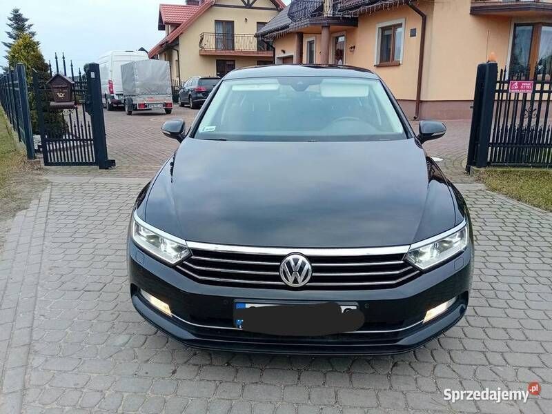 Czarny Używany 2016 VW Passat Sedan/Limuzyna | 41 900 zł (Uczciwa cena) - Obraz 1/4