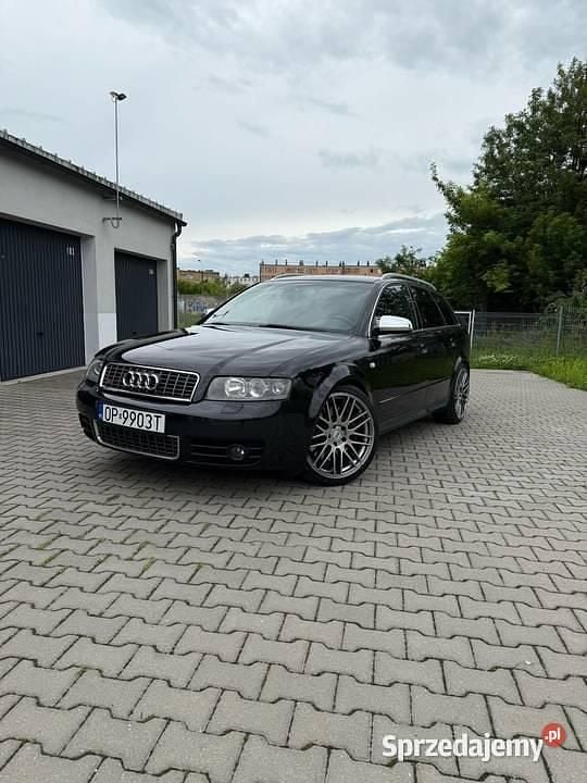Czarny Używany 2003 Audi S4 Kombi | 40 500 zł - Obraz 1/4