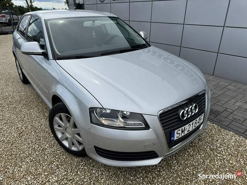 Srebrny Używany 2008 Audi A3 Attraction Hatchback | 26 900 zł (Drogi) - Obraz 1/4