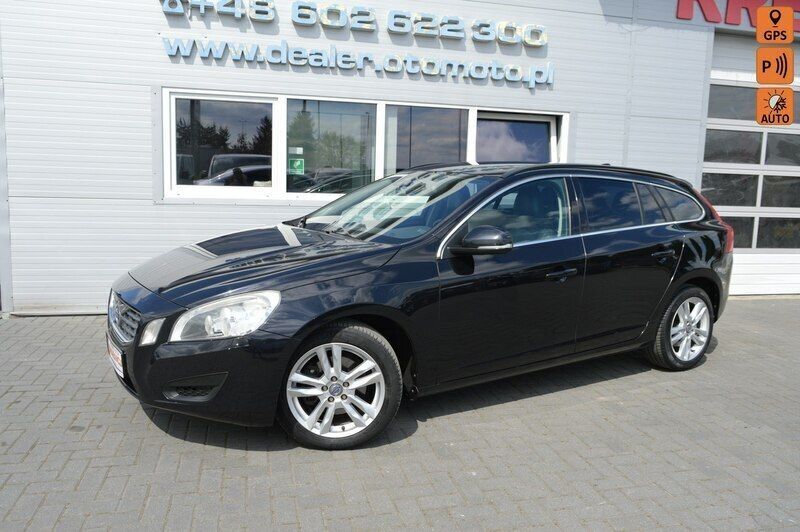 Czarny Używany 2013 Volvo V60 Kombi | 32 900 zł (Uczciwa cena) - Obraz 1/4
