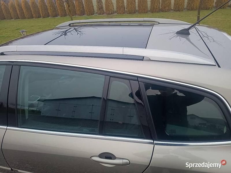 Używany Renault Laguna III 140 KM (102 kW) 2009 Beżowy Kombi