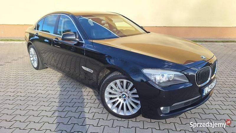 Czarny Używany 2010 BMW 730 Sedan/Limuzyna | 45 900 zł (Super Cena) - Obraz 1/4