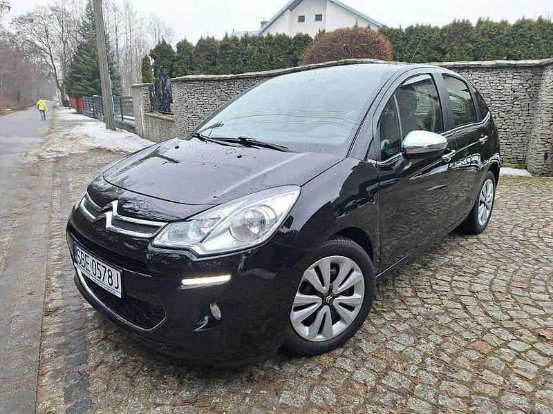 Używany Citroën C3 SELECTION 82 KM (60 kW) 2014 Czarny Hatchback